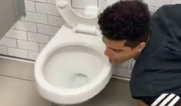 舔比视频,揭秘舔比视频背后的真相与影响